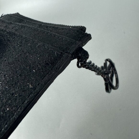 VICTORIA SECRET METALLIC CRACKLE HEART KEYCHAIN CARD CASE - Picture 11 of 14